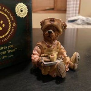 Boyd’s Bears #228316 Rosemary Bearhugs, TLC Figurine